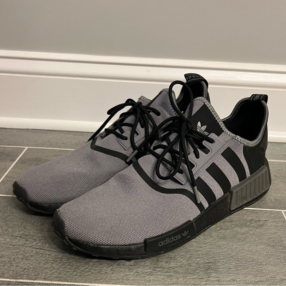 Men’s Adidas nmd r1 size 13